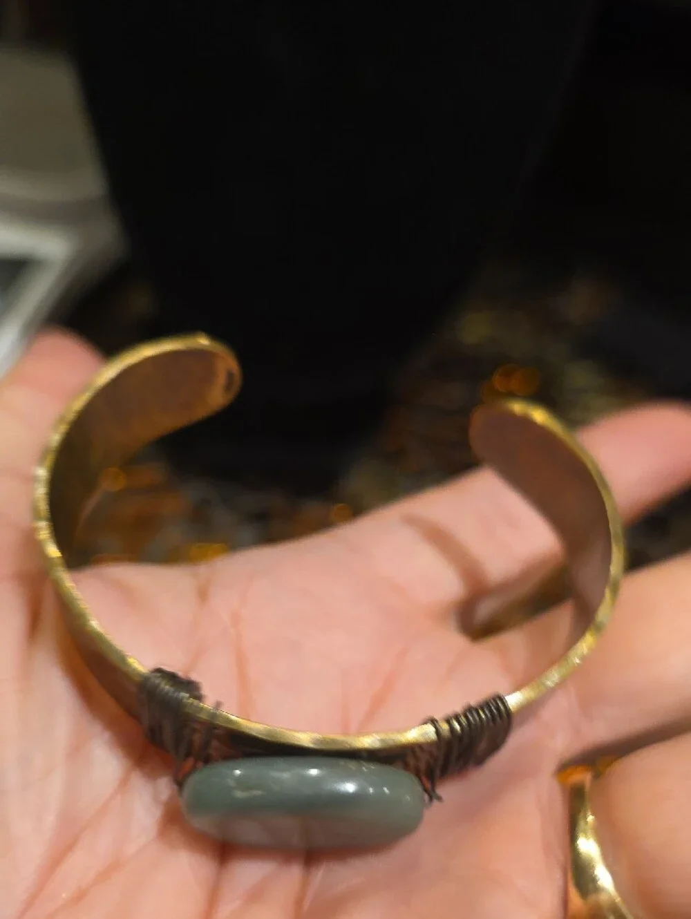 Vintage Green Stone Wire-Wrapped Ring with Gold Band